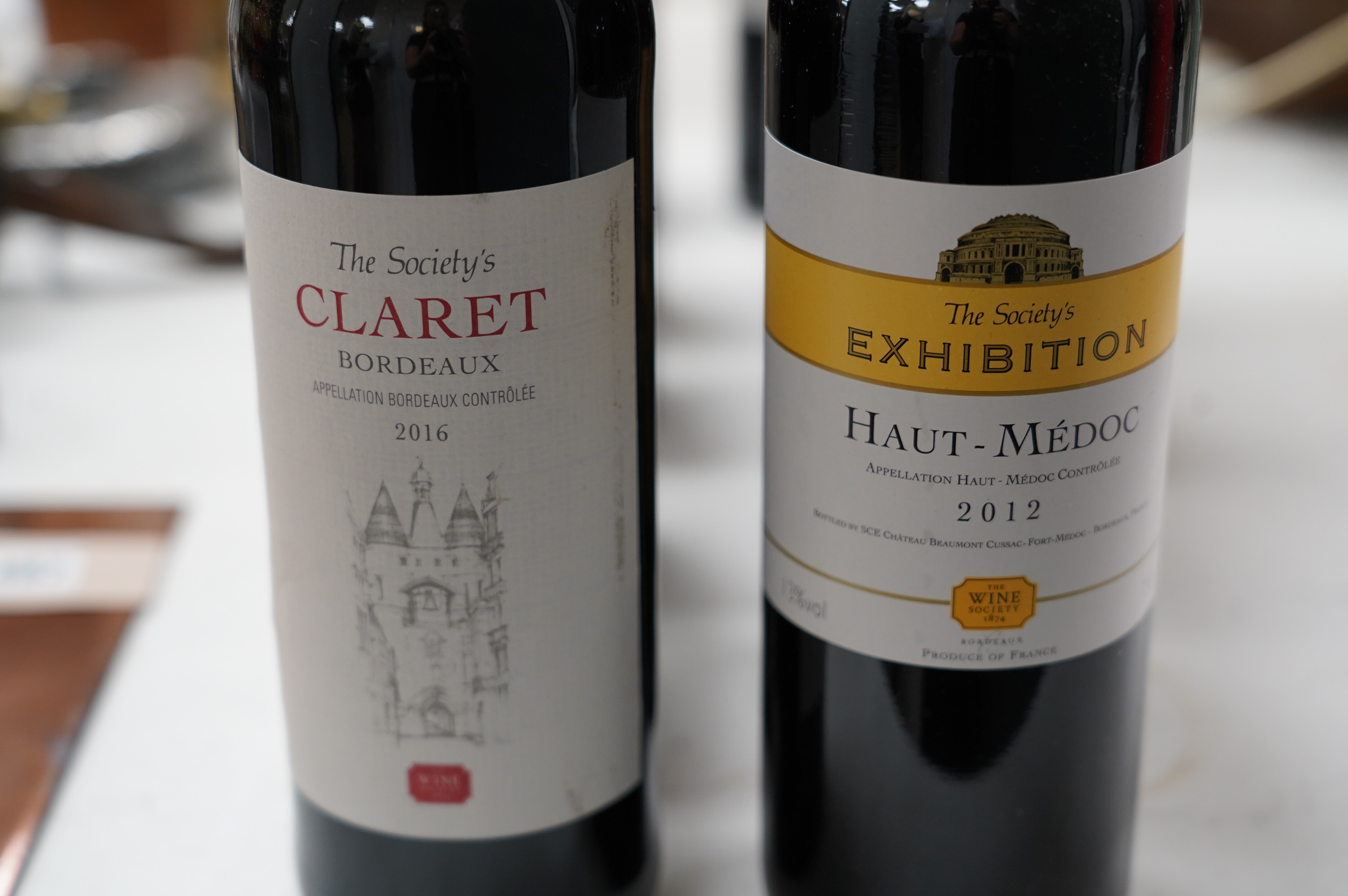 Twelve bottles of wine: Haut Medoc 2012 (x8), Chateau Jaut-Bardin Bordeaux 215 (x2), Claret Bordeaux (x1) and Chateau Paret 2010 (x1). Condition - appears good